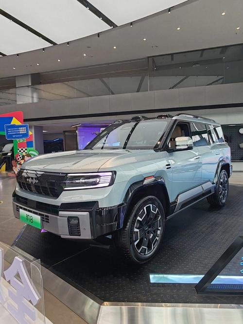 深圳345比亚迪方程豹硬派越野的爆款，英菲尼迪35周年与你共成长